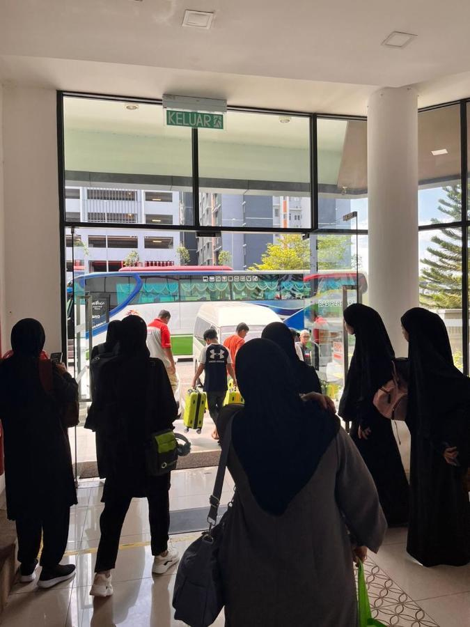 S8 Boutique Hotel Near Klia 1 & Klia 2 雪邦 外观 照片