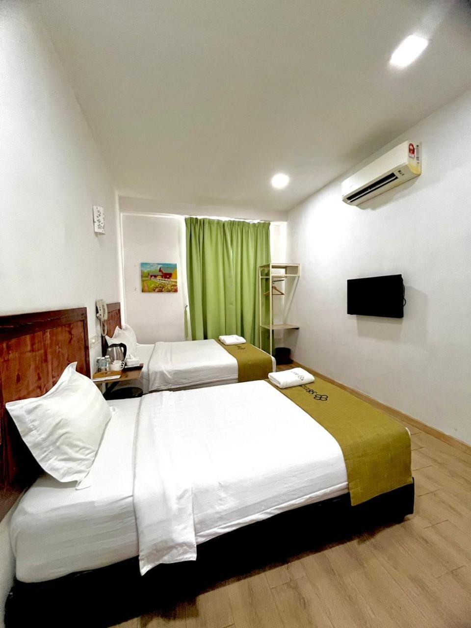 S8 Boutique Hotel Near Klia 1 & Klia 2 雪邦 外观 照片