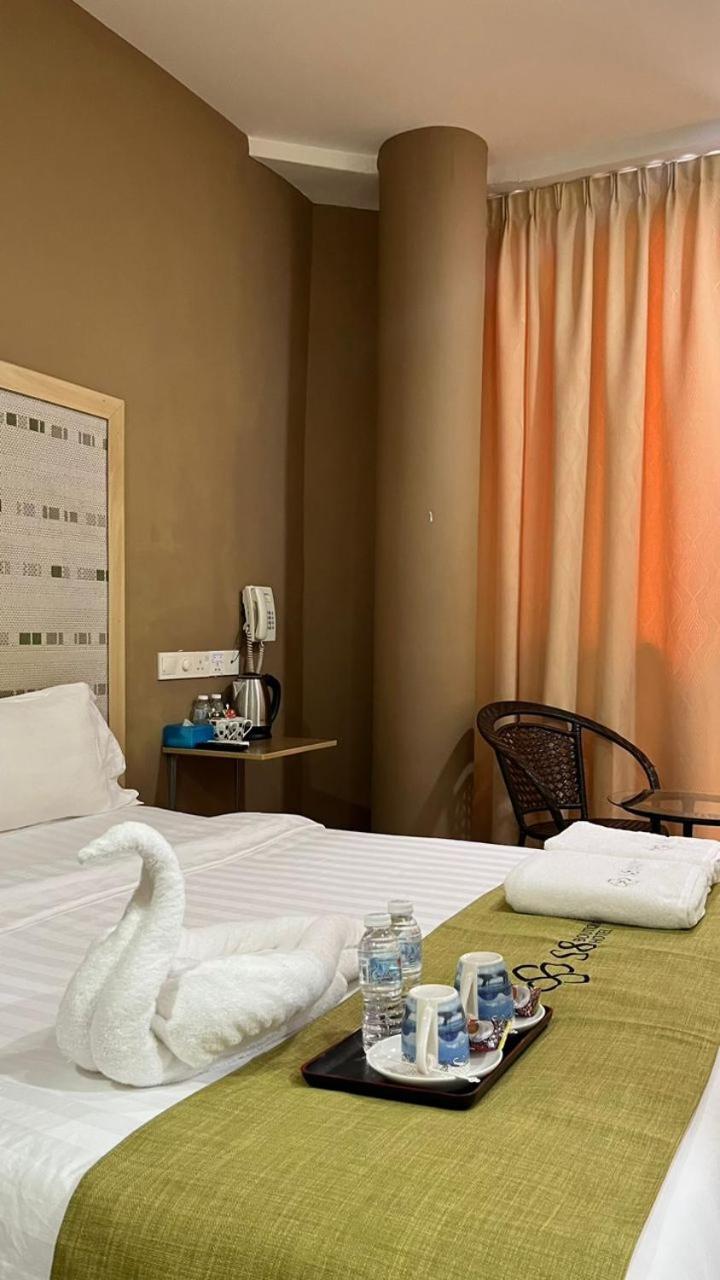 S8 Boutique Hotel Near Klia 1 & Klia 2 雪邦 外观 照片