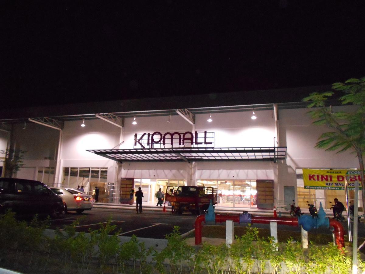 S8 Boutique Hotel Near Klia 1 & Klia 2 雪邦 外观 照片